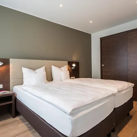 N Serviced Apartmán